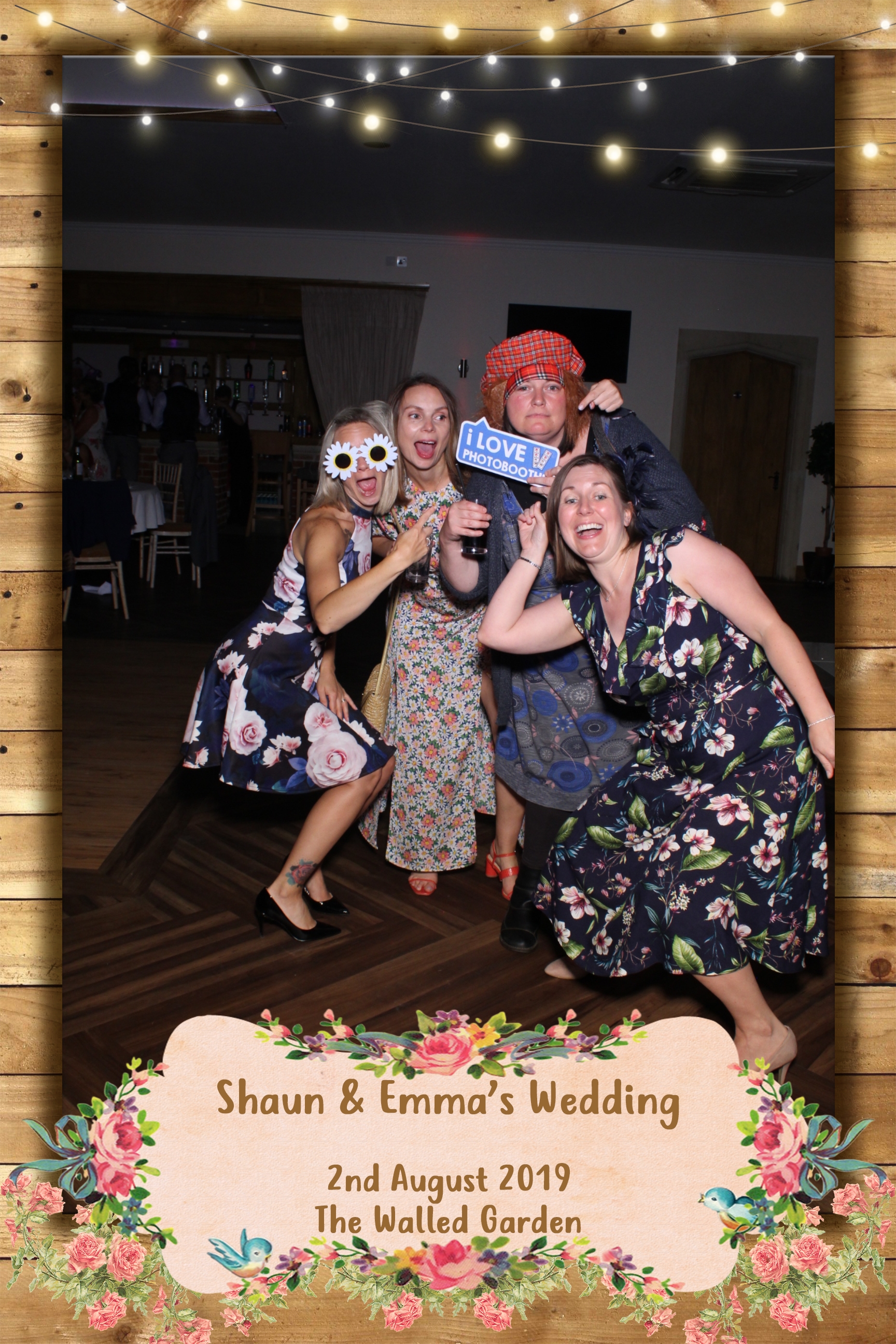 Shaun and Emma's Wedding | View more photos from the event at images.mobile-photo-booth.com/u/MobilePhotoBoothUK/Shaun-and-Emmas-Wedding